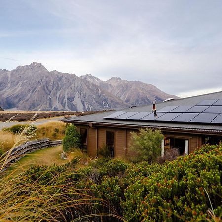 Ostello Haka House Aoraki Mt Cook Mount Cook Esterno foto