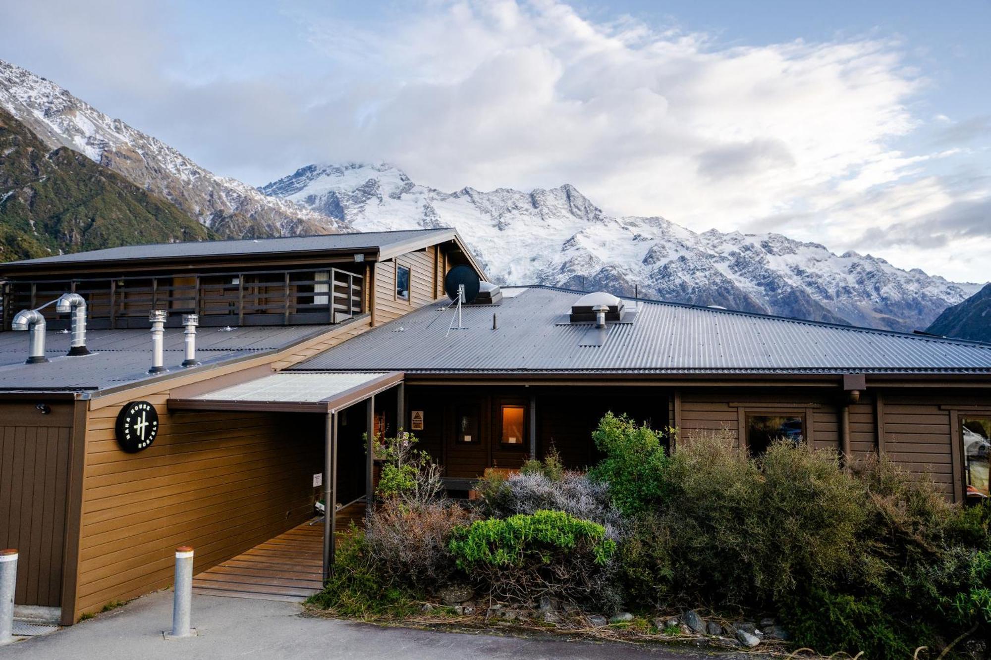 Ostello Haka House Aoraki Mt Cook Mount Cook Esterno foto