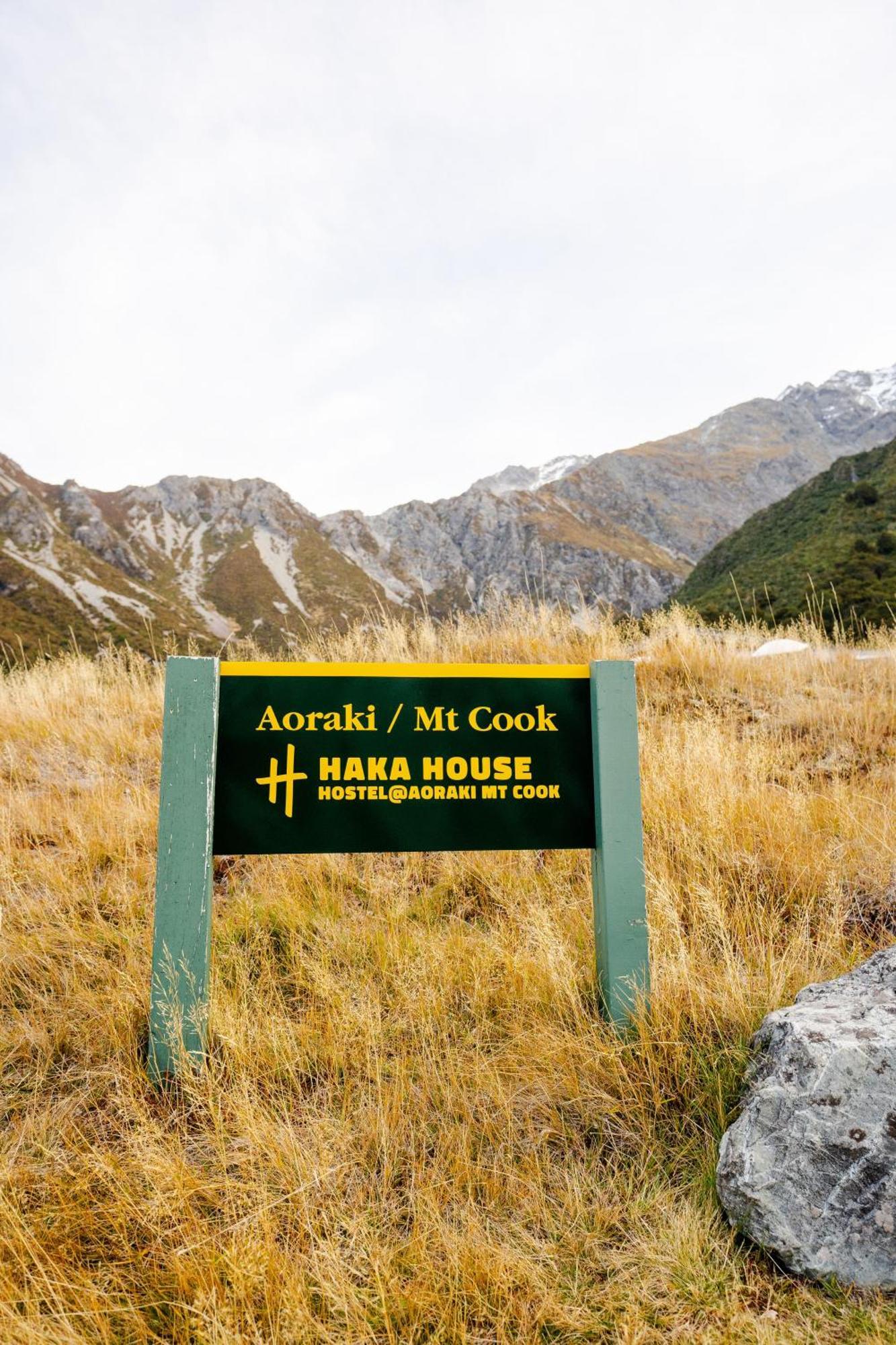 Ostello Haka House Aoraki Mt Cook Mount Cook Esterno foto